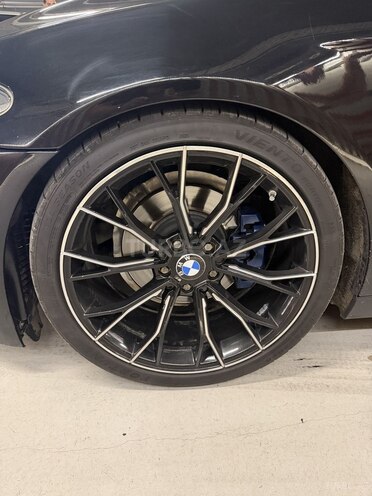 BMW 528-6