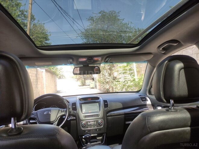 Kia Sorento-2