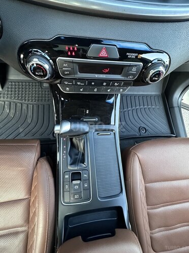 Kia Sorento-15
