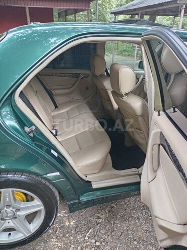 Mercedes C 230-10