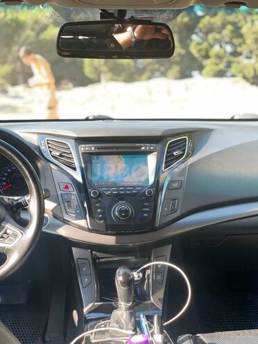 Hyundai i40-11