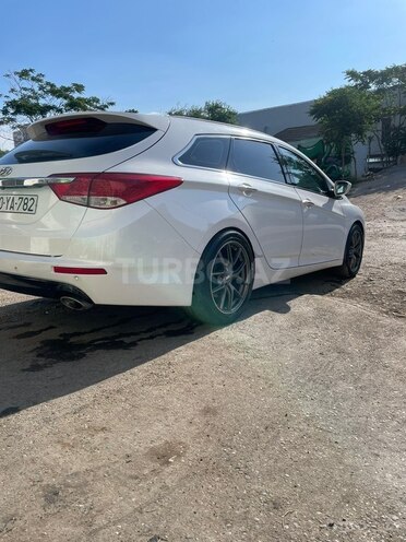Hyundai i40-6