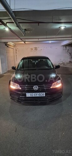 Volkswagen Jetta-1