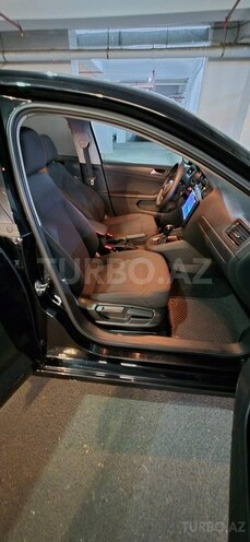 Volkswagen Jetta-7