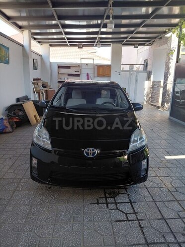 Toyota Prius-9