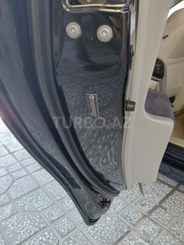 Toyota Prius-14