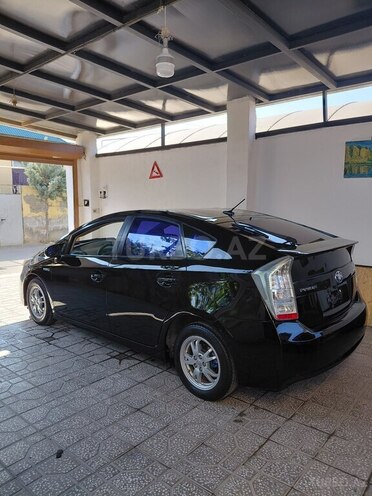 Toyota Prius-19