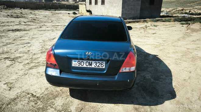 Hyundai Elantra-4