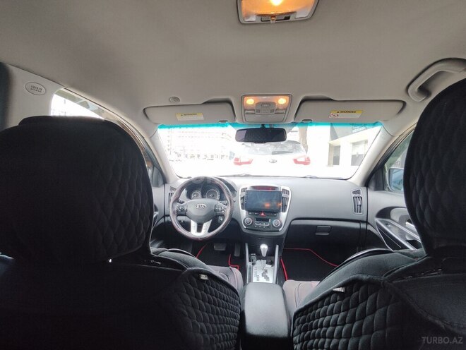 Kia Ceed-5