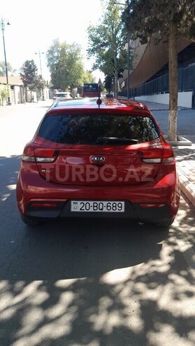 Kia Rio-7