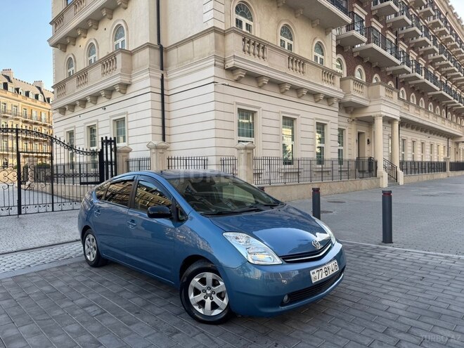 Toyota Prius-2