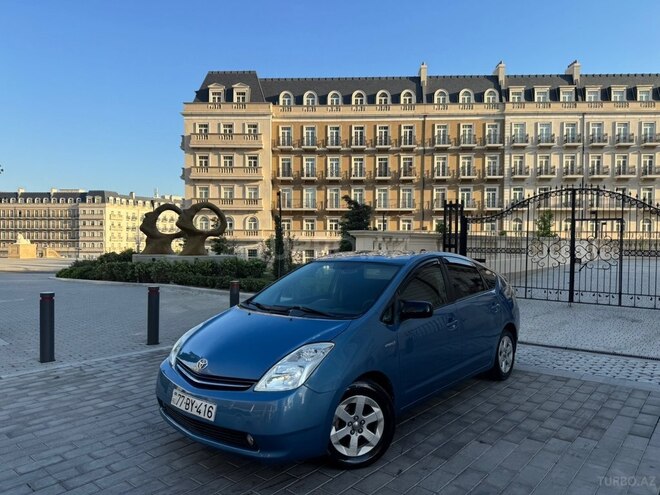 Toyota Prius-1