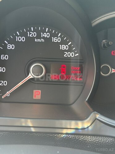 Kia Picanto-4