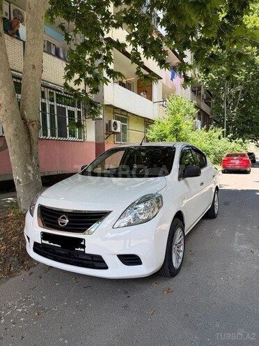 Nissan Sunny-2