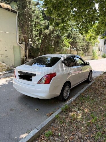 Nissan Sunny-3