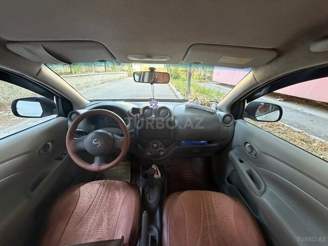Nissan Sunny-5