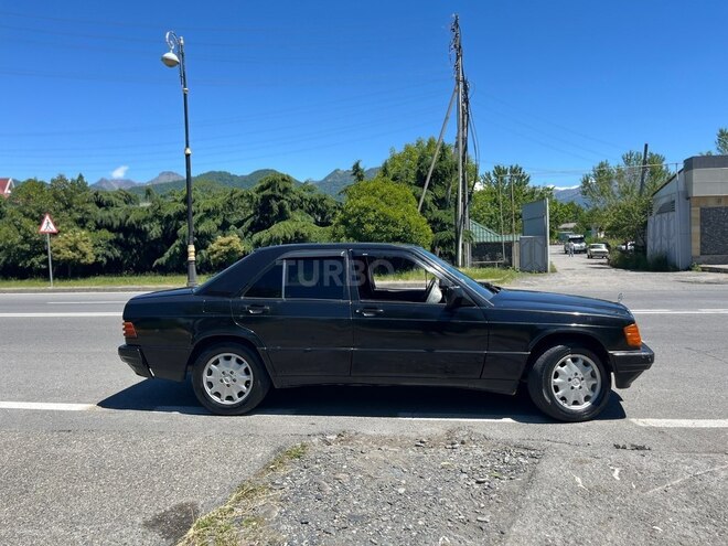 Mercedes 190-3
