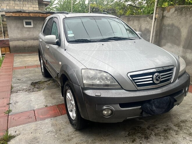 Kia Sorento-1