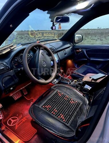 Mercedes ML 270-7