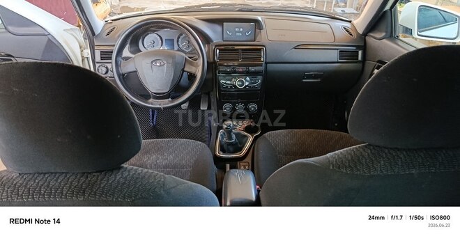 LADA (VAZ) Priora-9