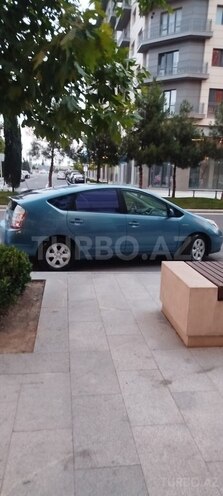 Toyota Prius-2