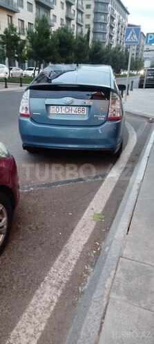 Toyota Prius-4