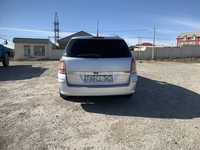 Opel Astra-2