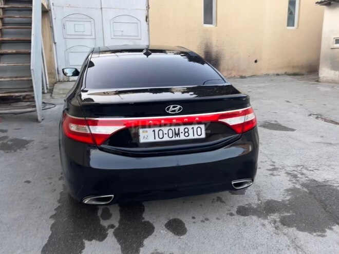 Hyundai Azera-7