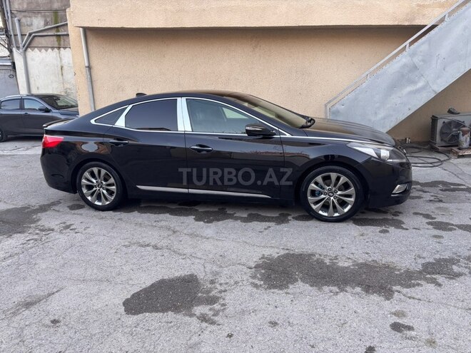 Hyundai Azera-6