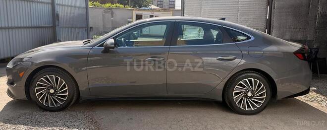 Hyundai Sonata-3