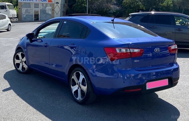 Kia Rio-4