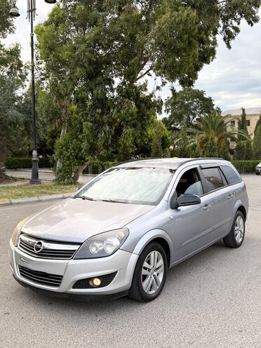 Opel Astra-2