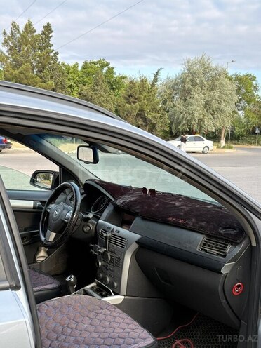 Opel Astra-7