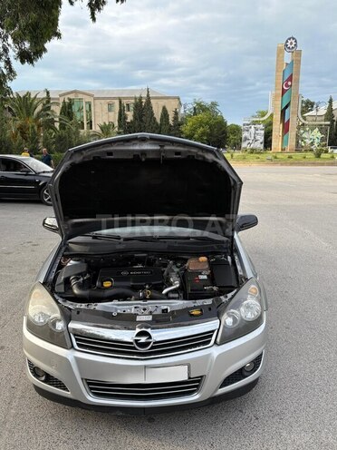 Opel Astra-12
