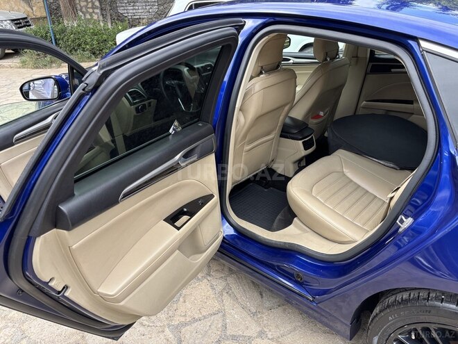 Ford Fusion (North America)-2