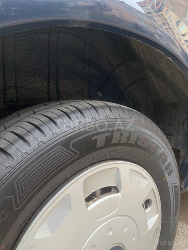 Ford Transit-9