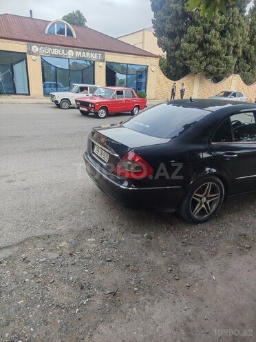 Mercedes E 220-3