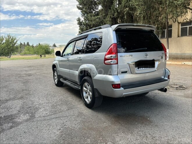 Toyota Land Cruiser Prado-6
