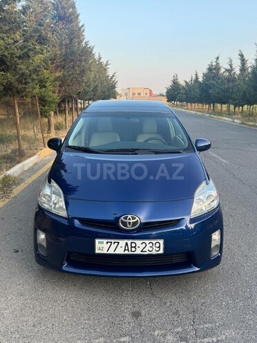 Toyota Prius-1