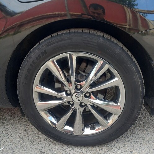 Kia Carnival-7