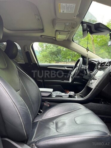 Ford Fusion (North America)-3