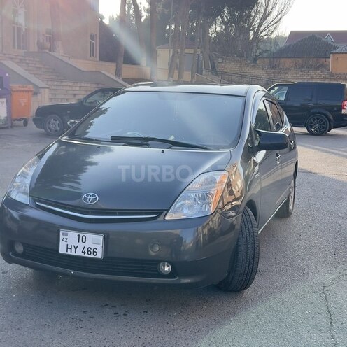 Toyota Prius-2