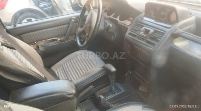Mitsubishi Pajero-4