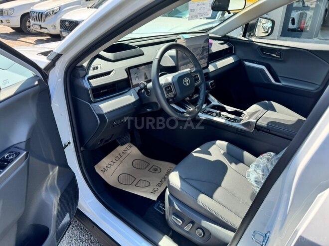 Toyota Wildlander-11
