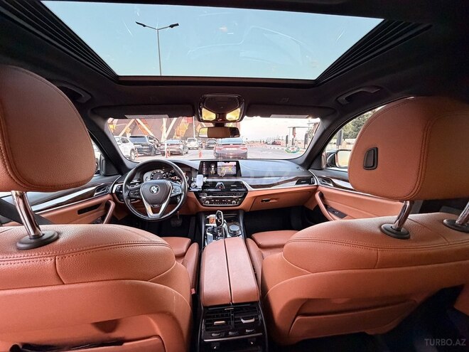 BMW 530-9