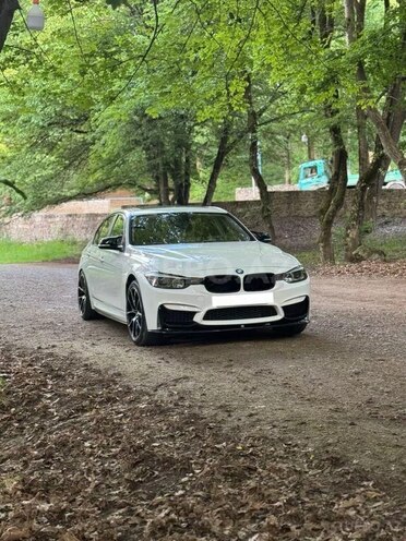 BMW 320-3