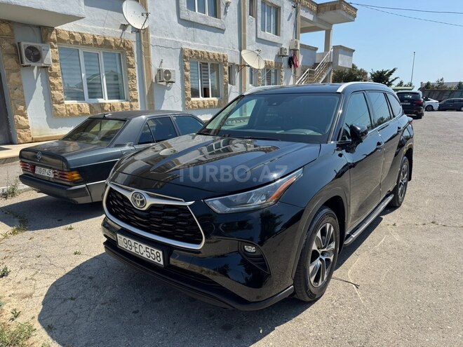 Toyota Highlander-2