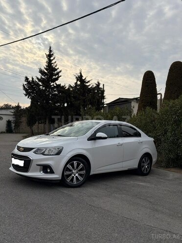 Chevrolet Aveo-3