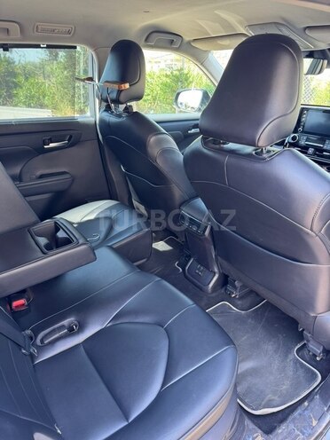 Toyota Highlander-7