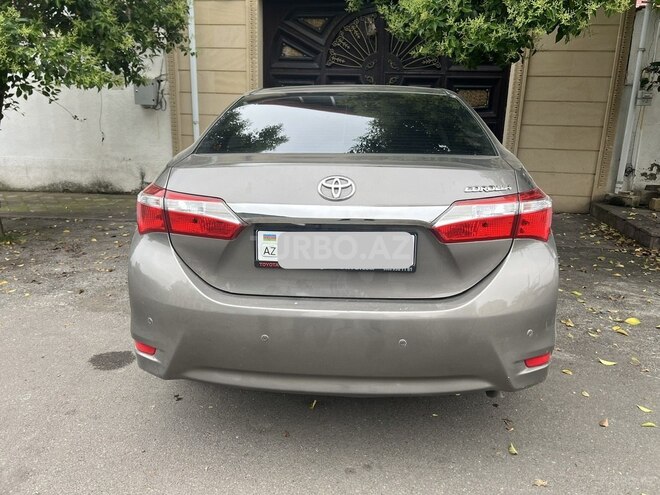 Toyota Corolla-2